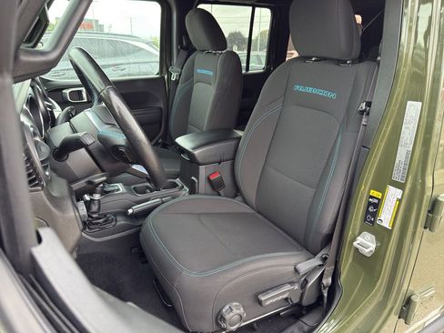 Used 2023 Jeep Wrangler Unlimited Rubicon 4xe w/ Safety Group image 15