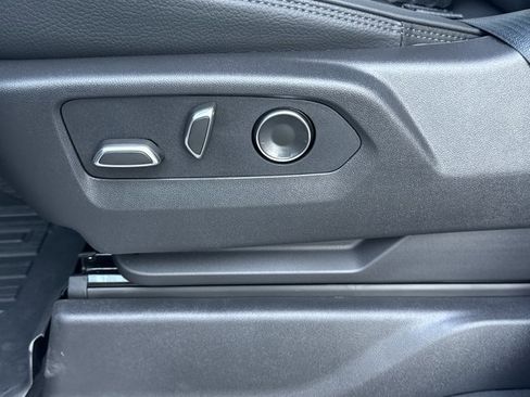 New 2026 GMC Sierra 3500 Denali w/ Denali Reserve Package image 20