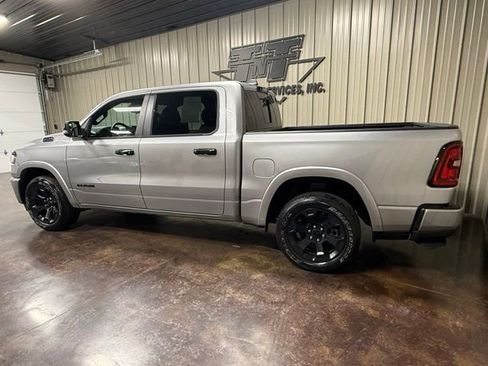 Used 2025 RAM 1500 Big Horn AWD/4WD image 5