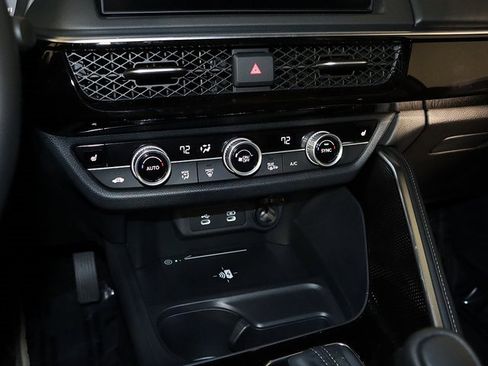 Certified 2025 Acura ADX AWD image 20