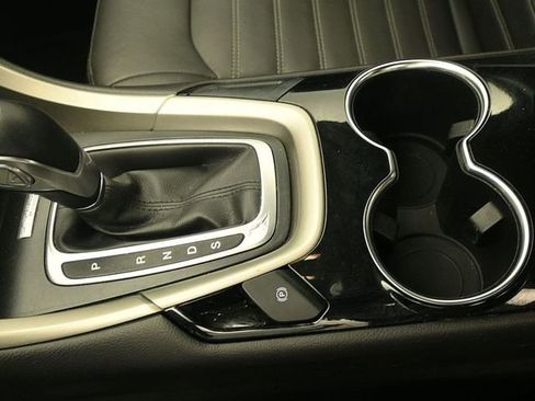 Used 2014 Ford Fusion SE w/ Equipment Group 202A image 12