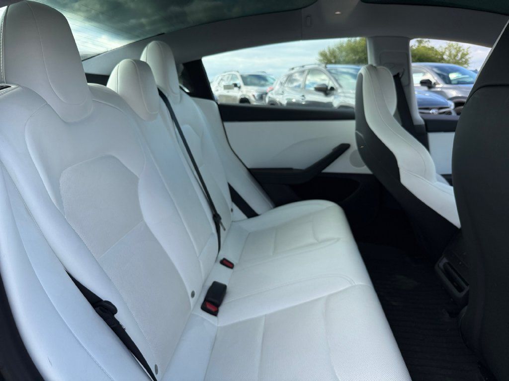 Used 2024 Tesla Model 3 Performance AWD/4WD image 35
