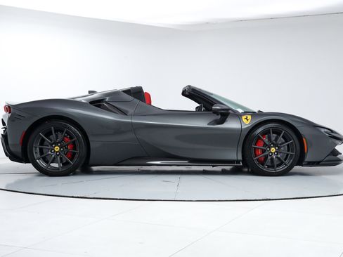 Used 2025 Ferrari SF90 Spider AWD/4WD image 10