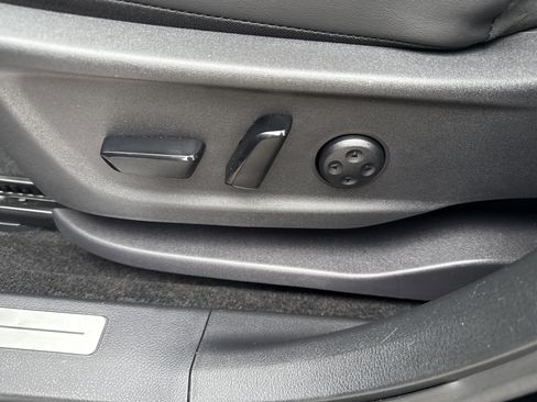 Certified 2024 Nissan Ariya AWD image 21