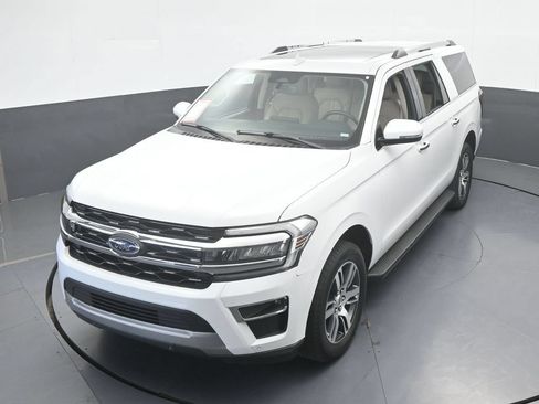 Used 2024 Ford Expedition Max Limited RWD image 10