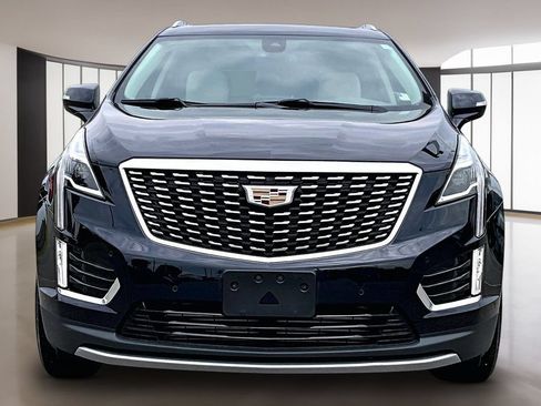 Used 2022 Cadillac XT5 Premium Luxury FWD image 3