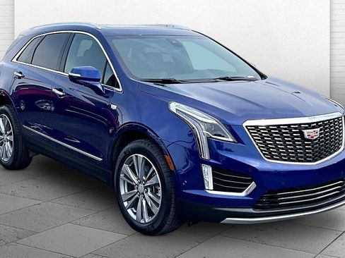 Certified 2025 Cadillac XT5 Premium Luxury w/ Technology Package AWD/4WD image 1