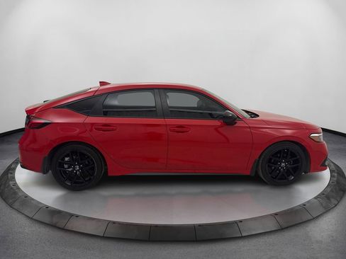 Used 2023 Honda Civic Sport image 4