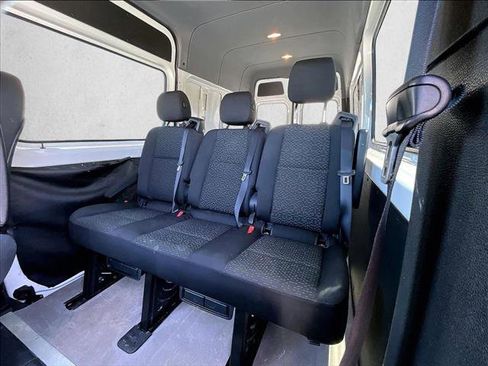 Used 2020 Mercedes-Benz Sprinter 2500 image 26