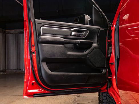 Used 2021 RAM 1500 Big Horn RWD image 27