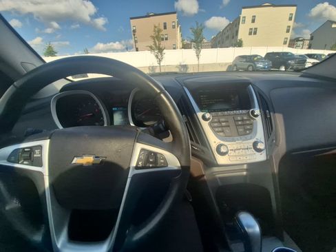 Used 2014 Chevrolet Equinox LT AWD/4WD image 8