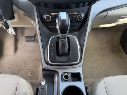 Used 2013 Ford Escape SE image 16
