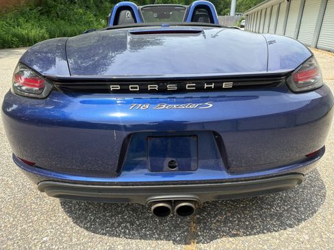 Certified 2020 Porsche 718 Boxster S RWD image 4