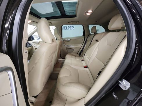 Used 2016 Volvo XC60 T6 image 6