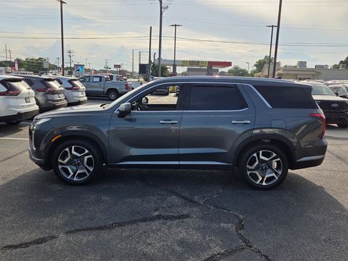 Used 2025 Hyundai Palisade SEL FWD image 4