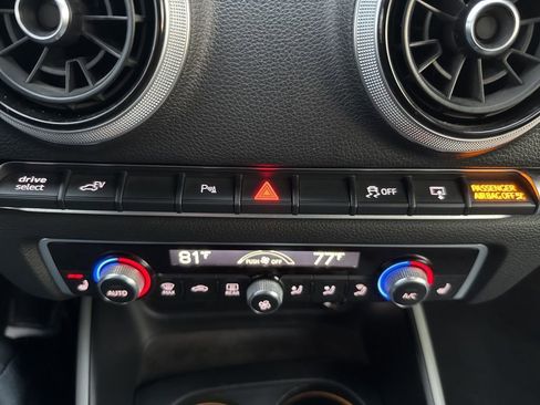 Used 2017 Audi A3 e-tron Prestige image 40