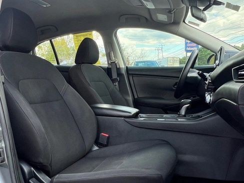 Used 2024 Nissan Sentra S image 13