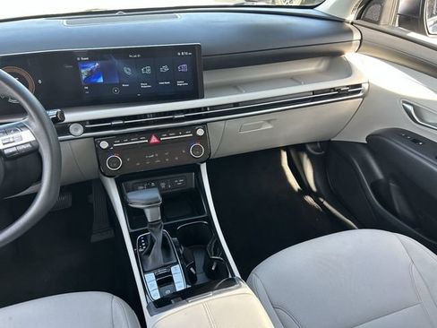 Used 2025 Hyundai Tucson SEL FWD image 17