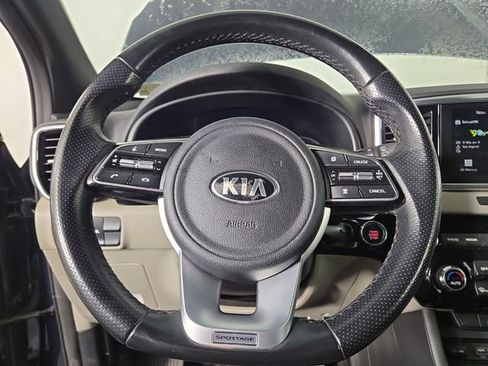 Certified 2022 Kia Sportage Nightfall Edition w/ Nightfall Fwd Premium Package image 24