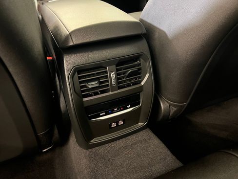 New 2026 BMW 330i xDrive Sedan w/ M Sport Package image 34