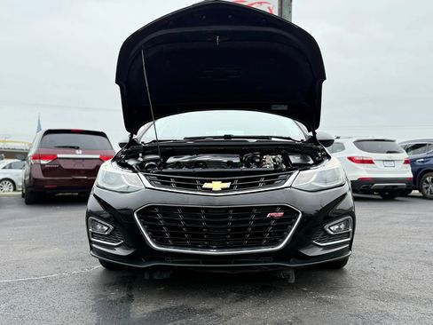 Used 2018 Chevrolet Cruze LT w/ Convenience Package FWD image 18