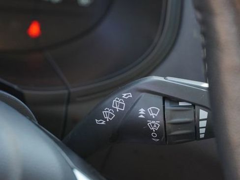 Used 2024 Ford Edge Titanium image 29