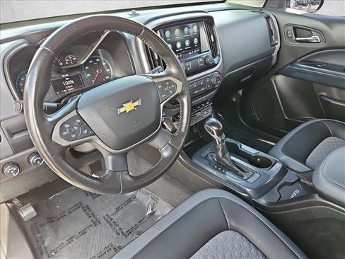 Certified 2022 Chevrolet Colorado Z71 w/ Safety Package AWD/4WD image 13