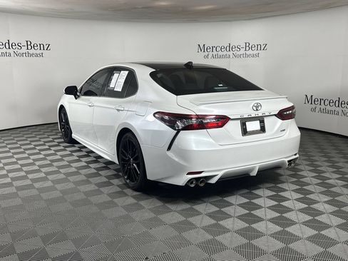 Used 2023 Toyota Camry XSE FWD image 5