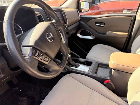 Certified 2022 Nissan Frontier SV RWD image 17