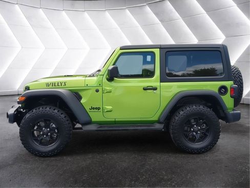 Used 2026 Jeep Wrangler Sport AWD/4WD image 3