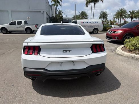 Used 2024 Ford Mustang GT RWD image 5