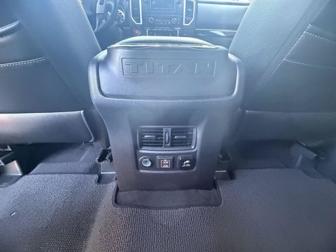 Used 2019 Nissan Titan SV w/ SV Convenience Package AWD/4WD image 21