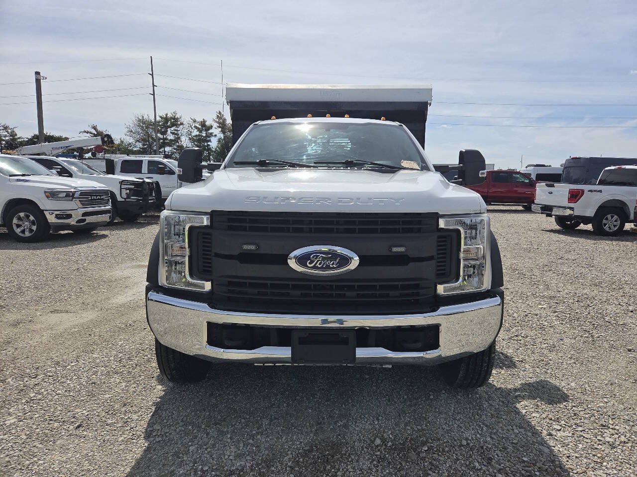 Used 2019 Ford F550 4x4 Regular Cab Super Duty image 4