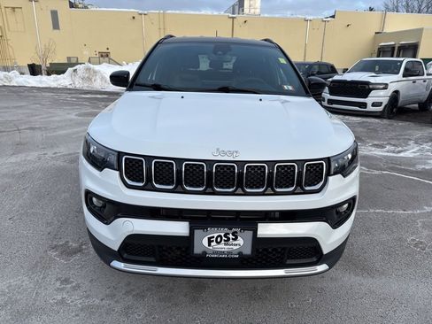 Used 2024 Jeep Compass Limited image 8