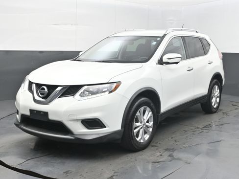 Used 2016 Nissan Rogue SV w/ SV Premium Package AWD/4WD image 4