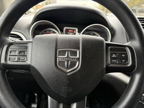 Used 2018 Dodge Journey SE FWD image 35