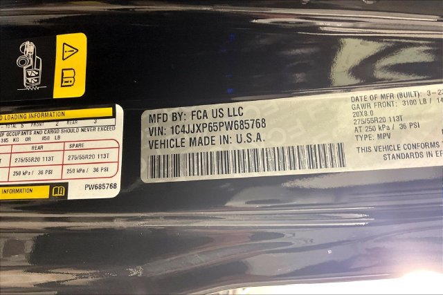 Used 2023 Jeep Wrangler Unlimited Sahara AWD/4WD image 17
