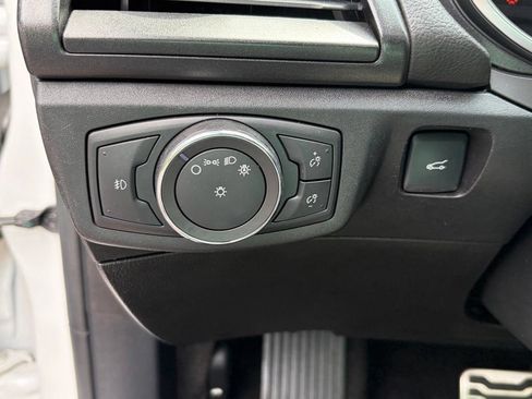 Used 2018 Ford Fusion Titanium AWD/4WD image 24