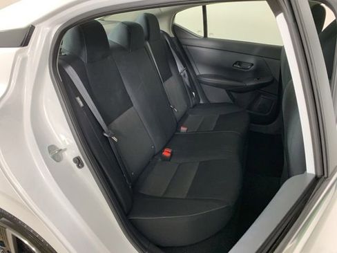 Used 2025 Nissan Sentra SV w/ All-Weather Package FWD image 31