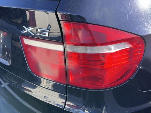 Used 2010 BMW X5 xDrive30i image 8