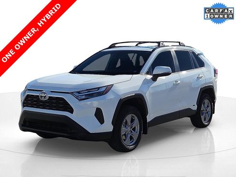 Used 2024 Toyota RAV4 XLE image 2