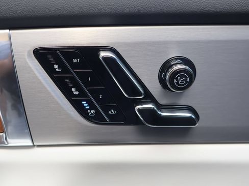 New 2026 Cadillac Vistiq Luxury AWD/4WD image 11