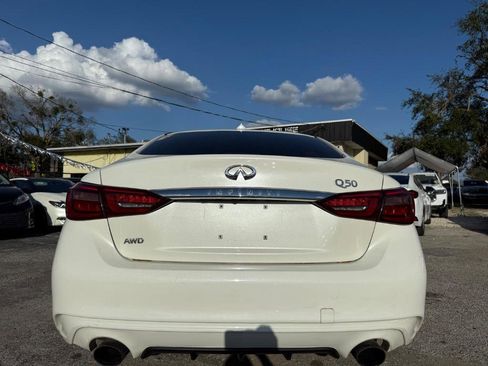 Used 2018 INFINITI Q50 Luxe w/ Essential Package (3.0T Luxe) image 6
