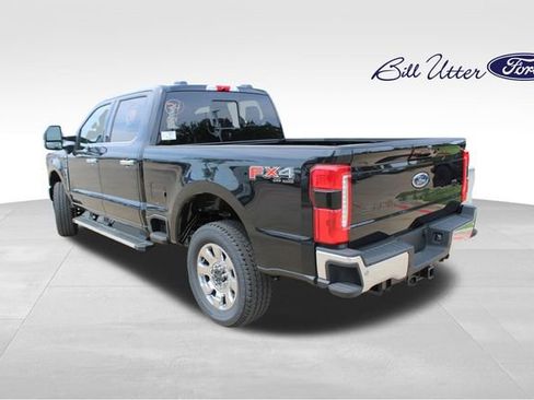New 2026 Ford F250 Lariat w/ Lariat Premium Package image 4