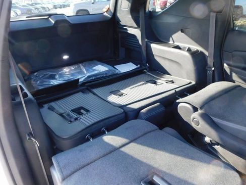 New 2026 Chevrolet Traverse LT w/ LPO, Floor Liner Package image 29