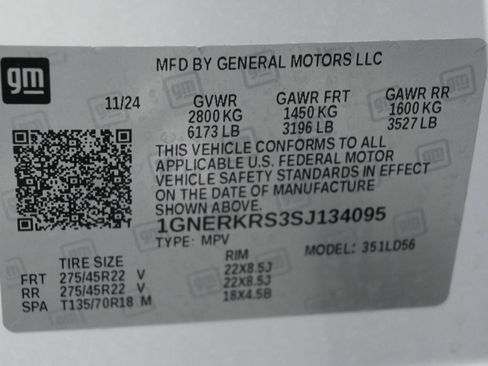Used 2025 Chevrolet Traverse High Country FWD image 17
