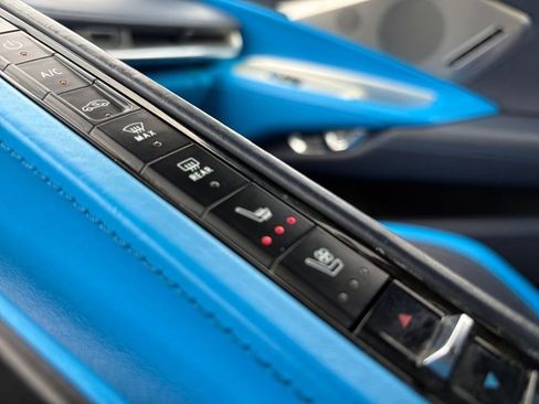 Used 2021 Chevrolet Corvette Stingray Premium Conv w/ Z51 Performance Package image 14