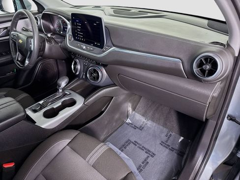 Used 2024 Chevrolet Blazer LT image 28