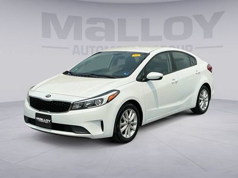 Used 2017 Kia Forte LX w/ LX Popular Package FWD image 1