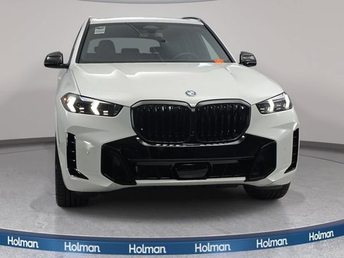 New 2026 BMW X5 xDrive40i w/ M Sport Package AWD/4WD image 2